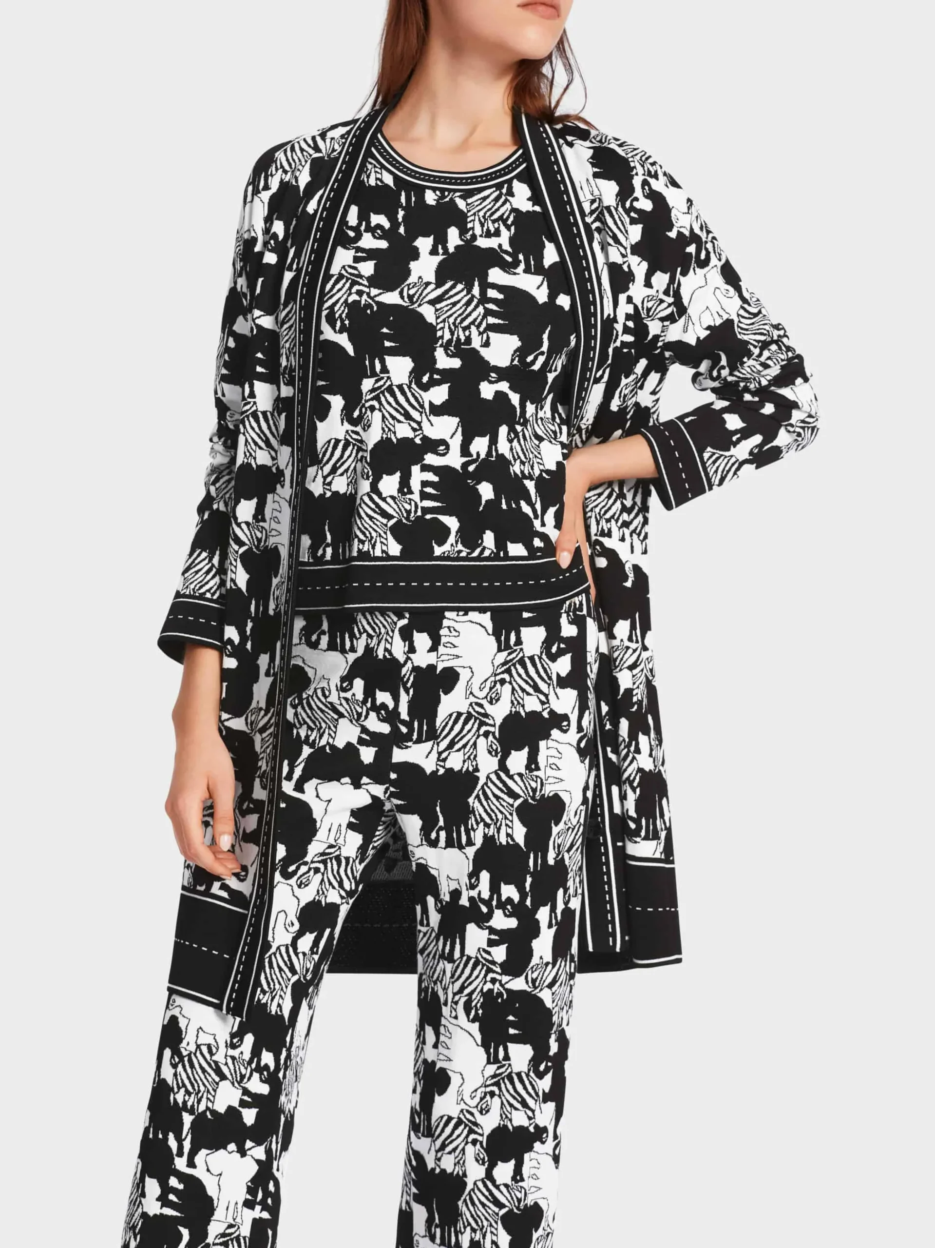 Marc Cain Jacken|Strick-ANIMAL-CARDIGAN IN DEUTSCHLAND GESTRICKT white and black