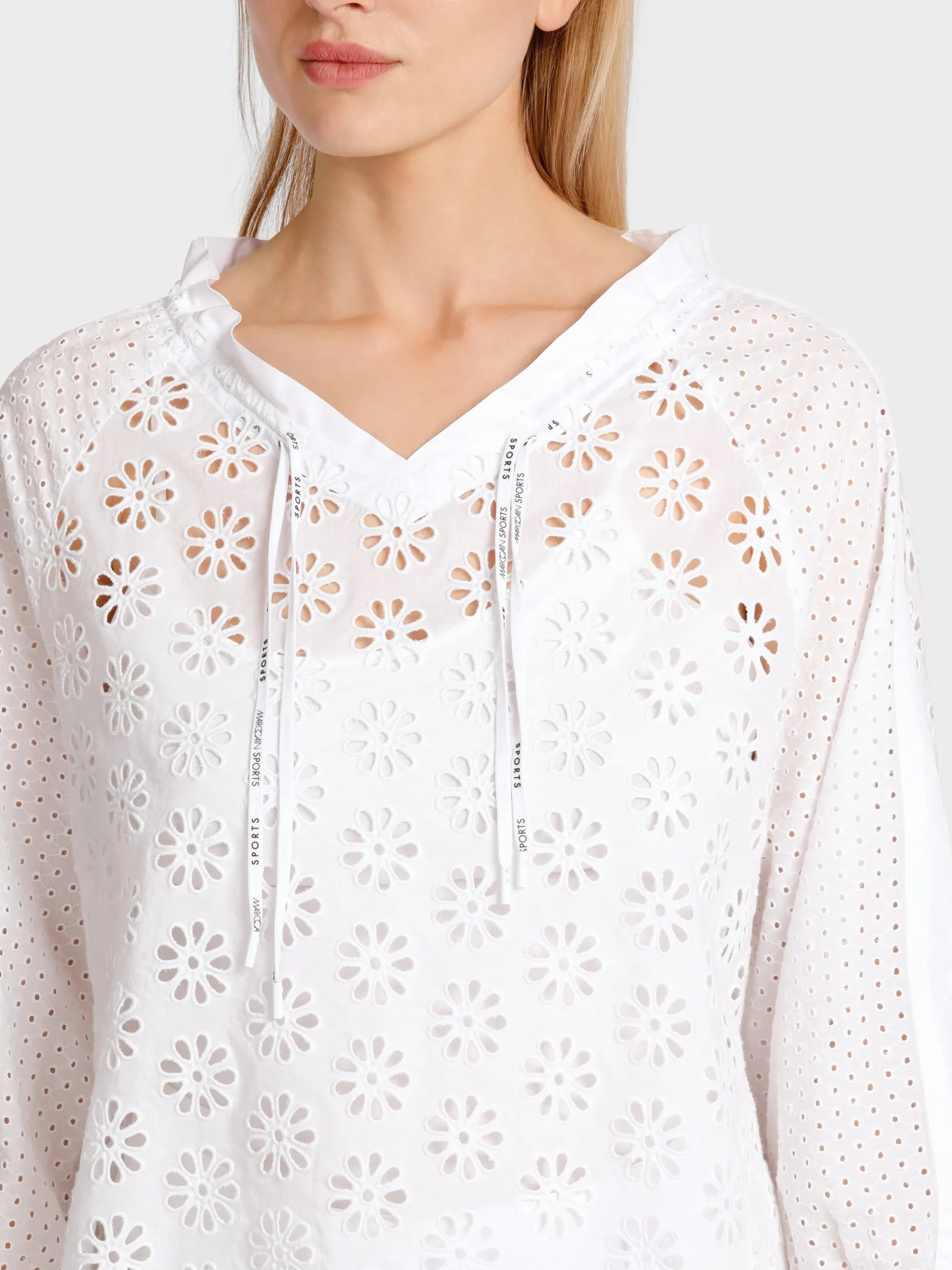 Marc Cain Blusen & Tuniken-BLUSE MIT LOCHSTICKEREI white