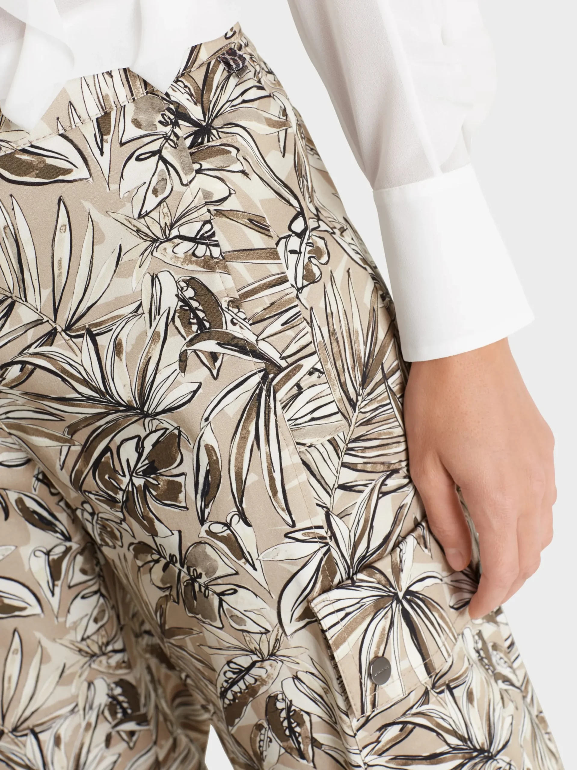 Marc Cain Hosen-CARGOHOSE RENTON MIT FLORALEM PRINT light stone