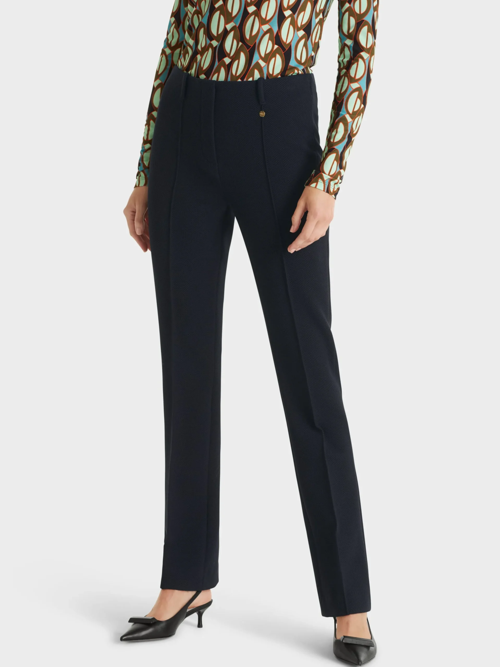 Marc Cain Hosen-FEMININ GESCHNITTENE HOSE FREDERICA midnight blue