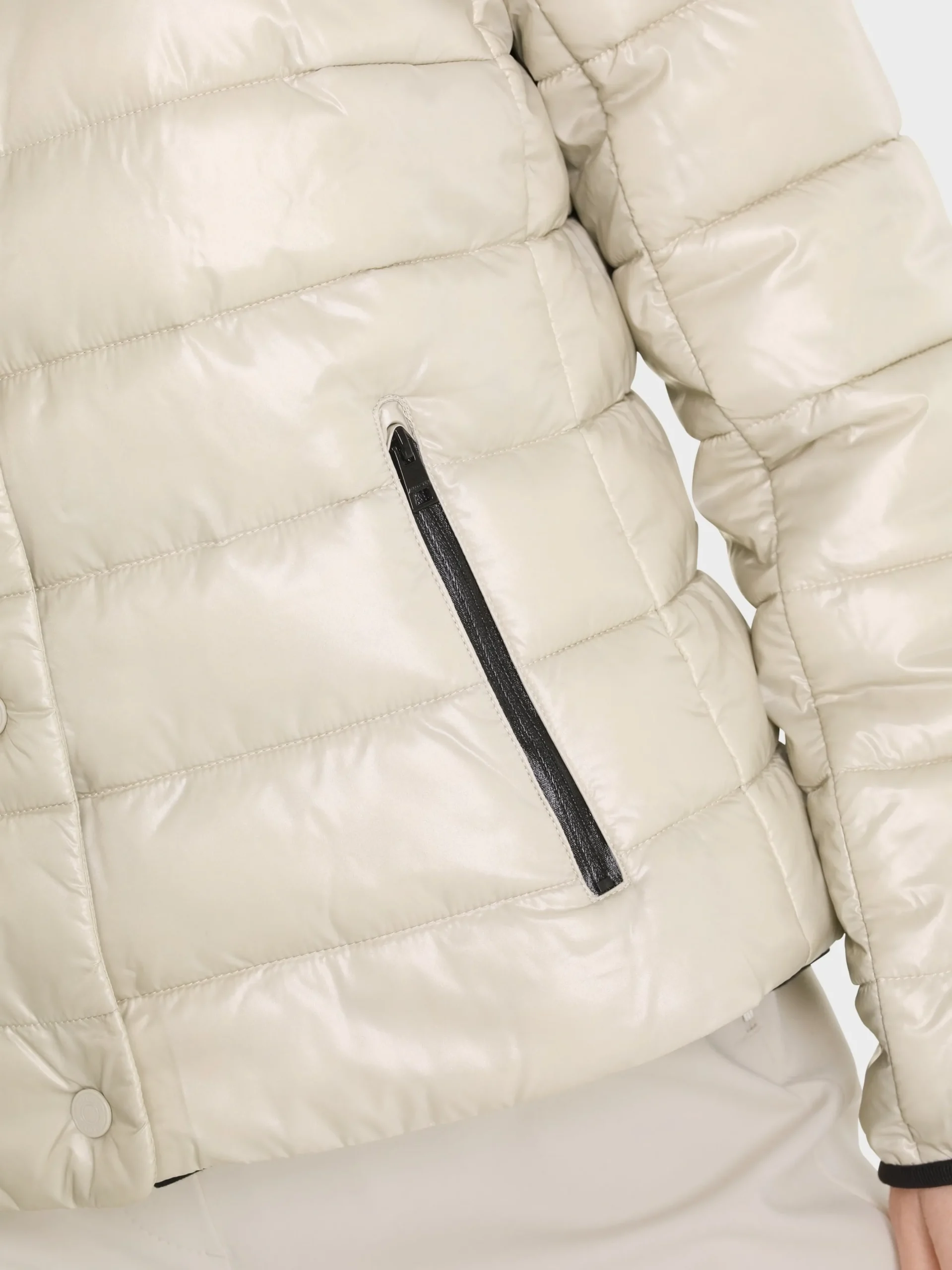 Marc Cain Mäntel & Outdoorjacken-FEMININE OUTDOORJACKE AUS DAUNE soft moon rock