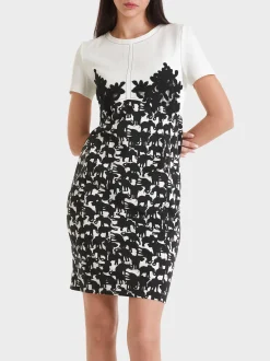 Marc Cain Kleider-FIGURNAHES KLEID MIT APPLIKATION black and white