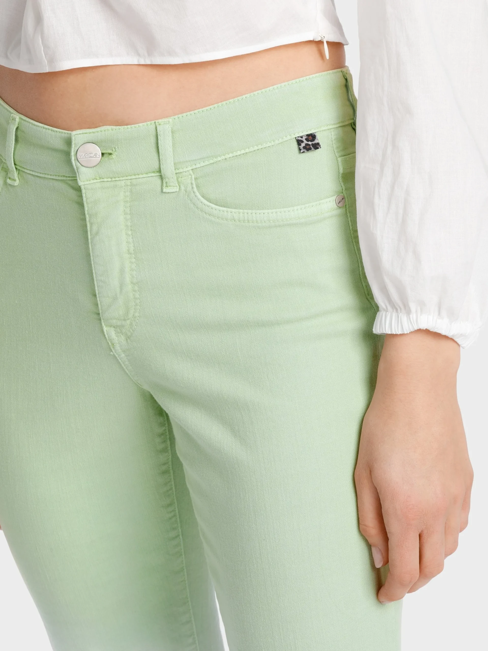 Marc Cain Jeans-JEANS “RETHINK TOGETHER” – MODELL FORLI soft pistachio