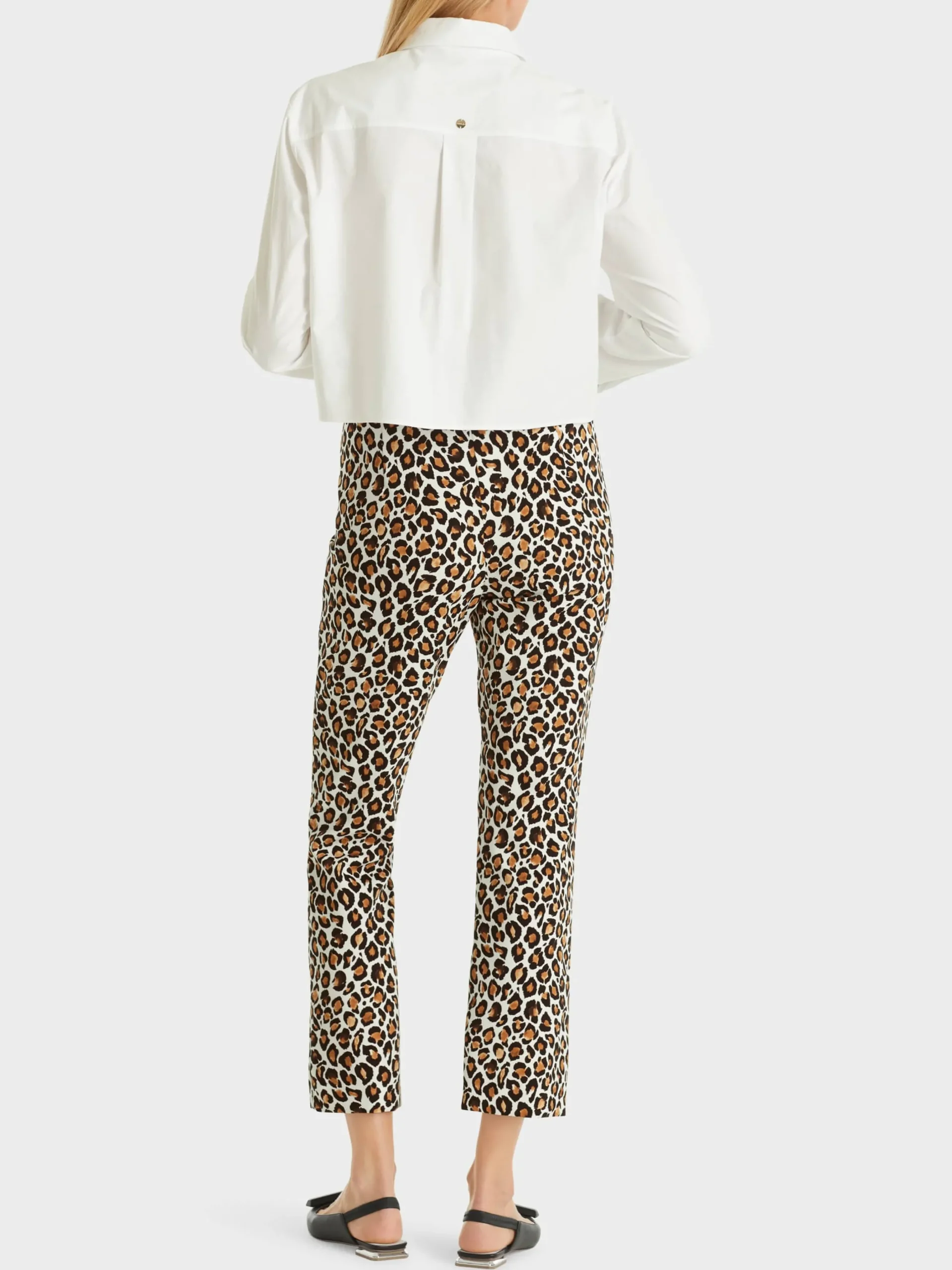 Marc Cain Hosen-KÖRPERNAHE HOSE FREDERICA MIT FLARED LEG off-white