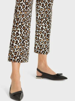 Marc Cain Hosen-KÖRPERNAHE HOSE FREDERICA MIT FLARED LEG off-white