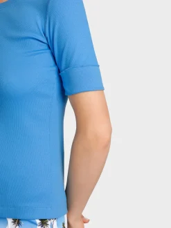 Marc Cain Shirts & Tops-KÖRPERNAHES T-SHIRT MIT ¾-ÄRMEL bright azure