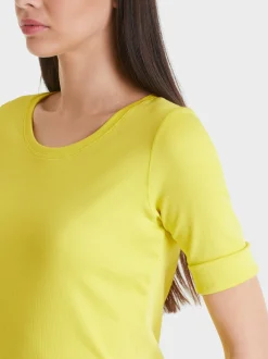 Marc Cain Shirts & Tops-KÖRPERNAHES T-SHIRT MIT ¾-ÄRMEL soft limeade