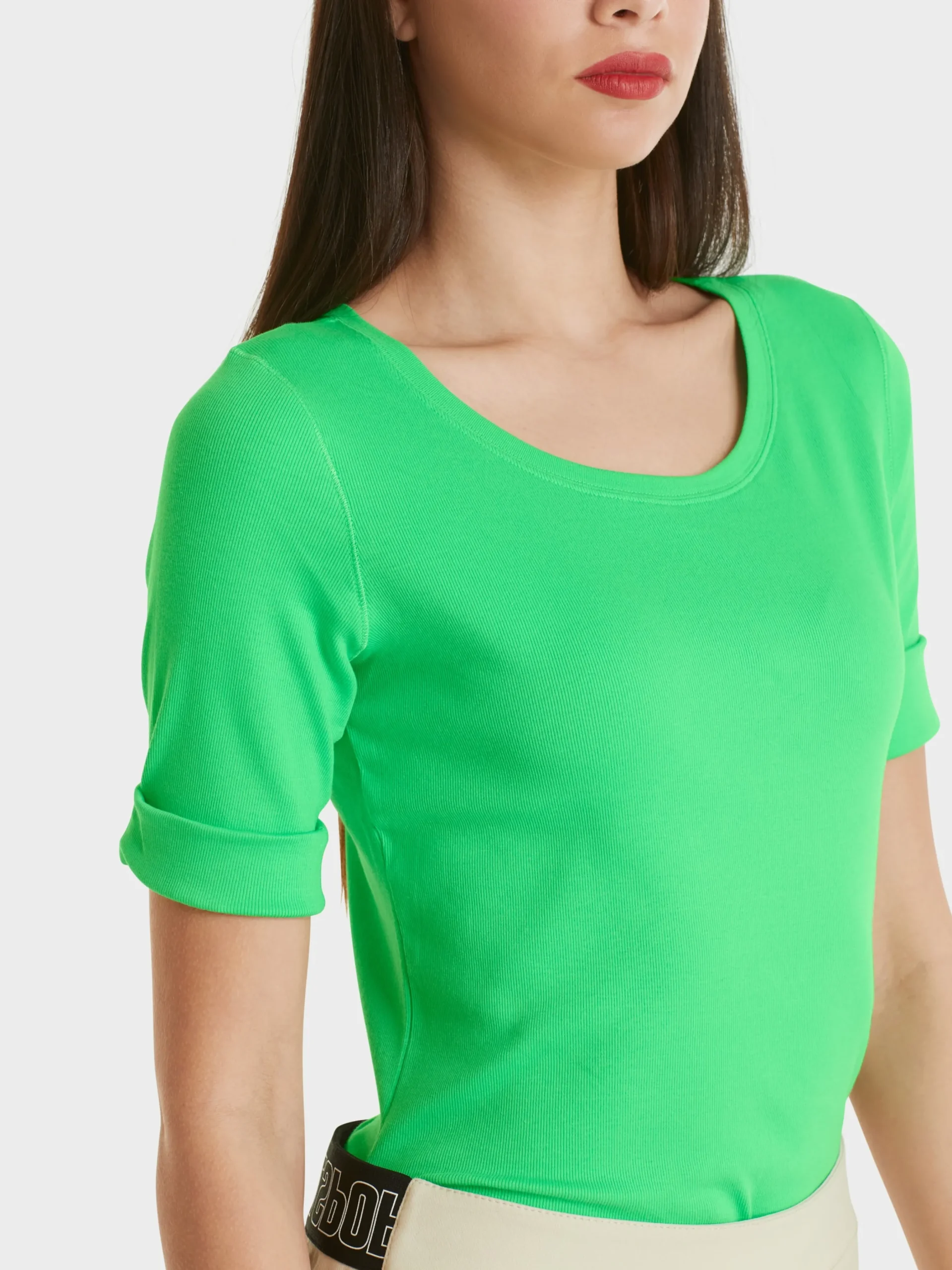 Marc Cain Shirts & Tops-KÖRPERNAHES T-SHIRT MIT ¾-ÄRMEL new neon green