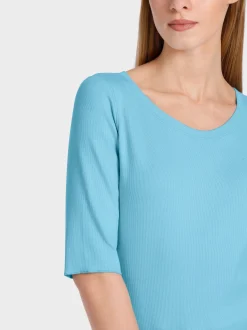 Marc Cain Shirts & Tops-KÖRPERNAHES T-SHIRT MIT ¾-ÄRMEL light turquoise