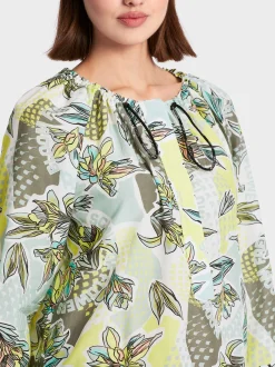Marc Cain Blusen & Tuniken-LÄSSIGE RAGLANBLUSE MIT FANTASY-PRINT soft sage