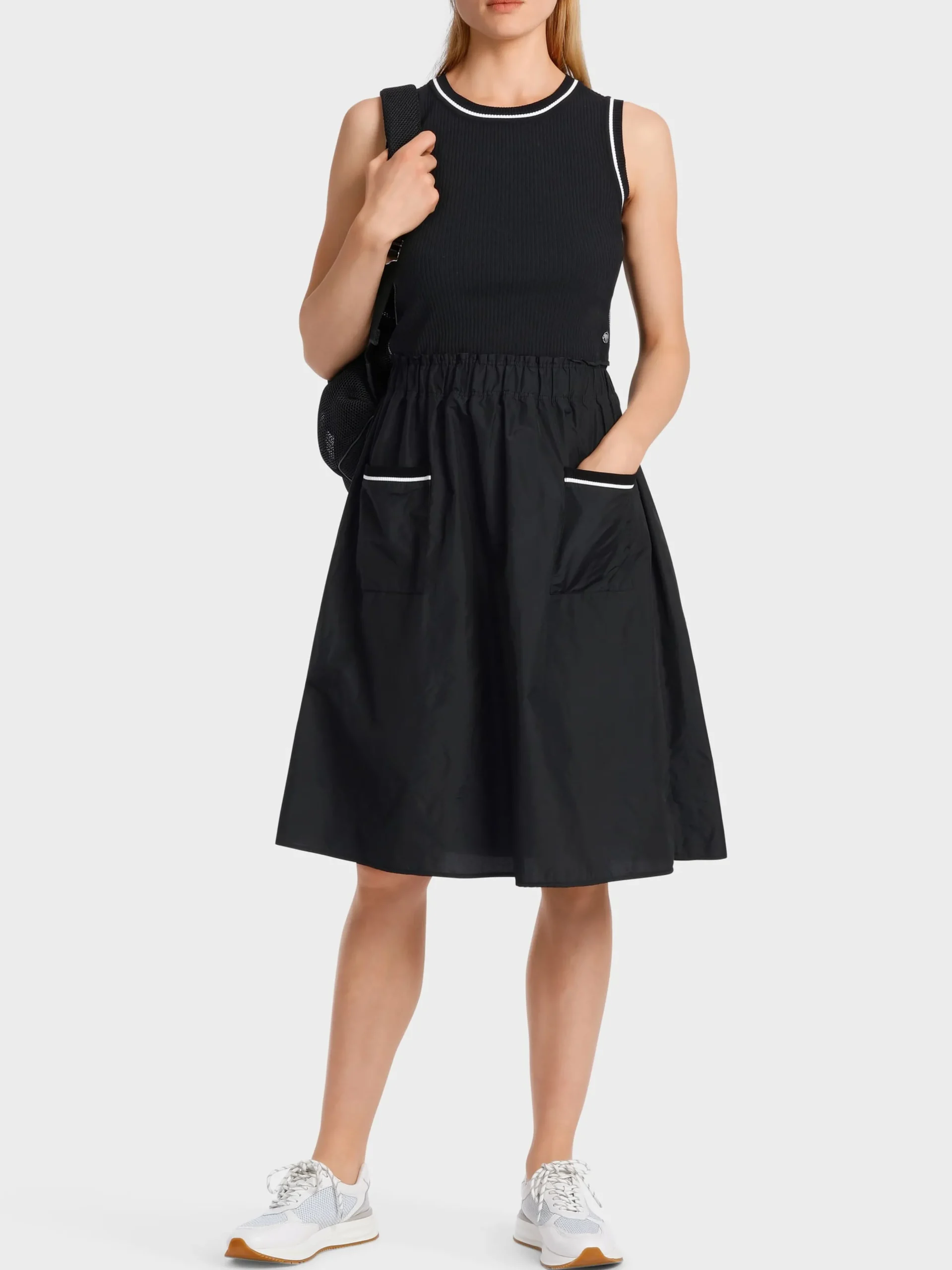 Marc Cain Kleider|Strick-MINIKLEID "RETHINK TOGETHER" black