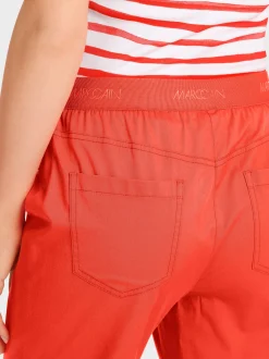 Marc Cain Hosen-MODELL FATSA – CAPRIHOSE MIT BÜGELFALTE bright tomato