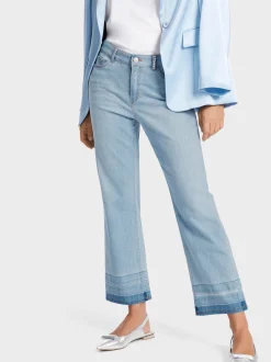 Marc Cain Jeans-MODELL FORLI MIT PERLEN-DETAIL baby blue