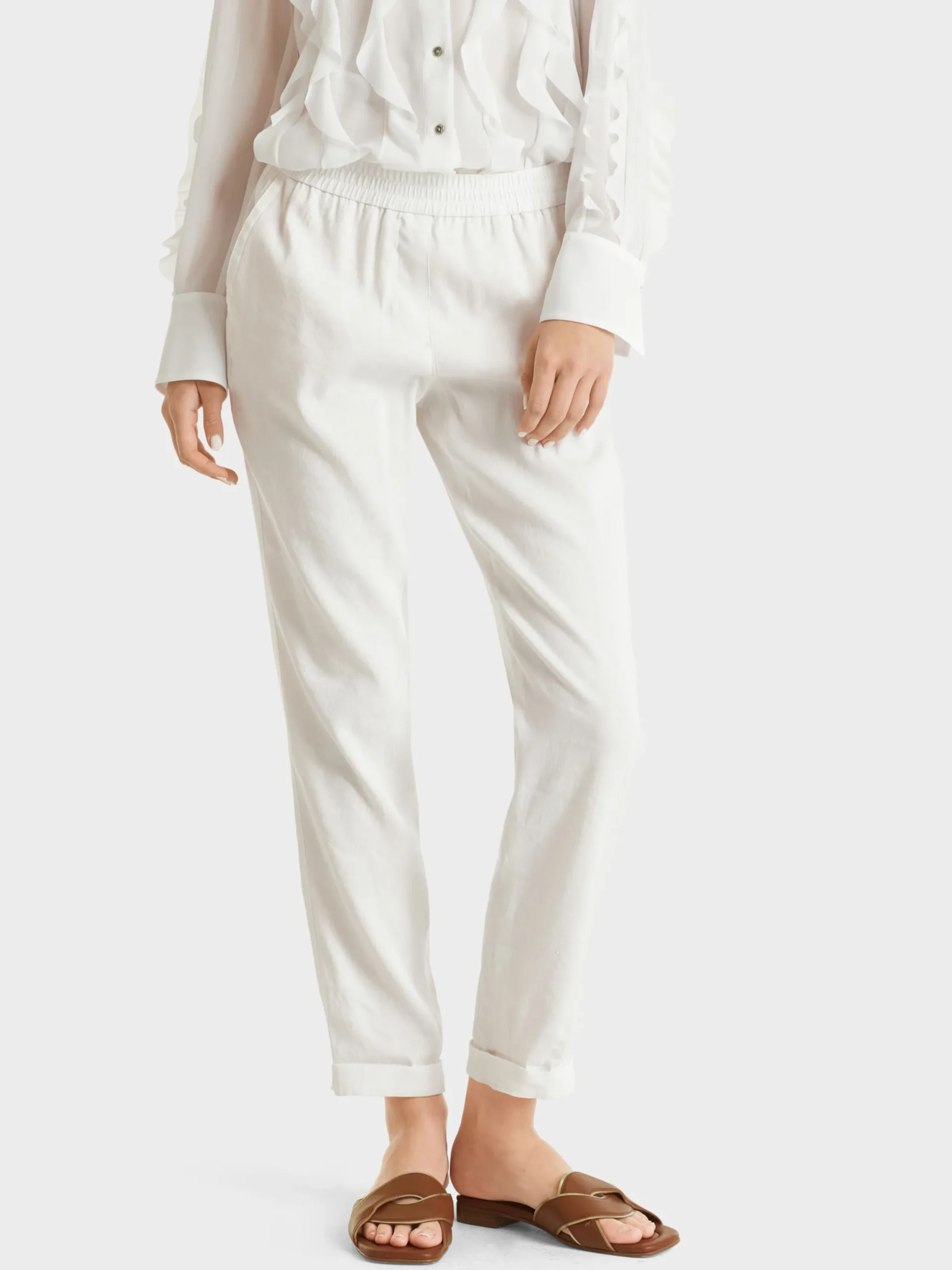 Marc Cain Hosen-MODELL ROANNE MIT RELAXED FIT off-white