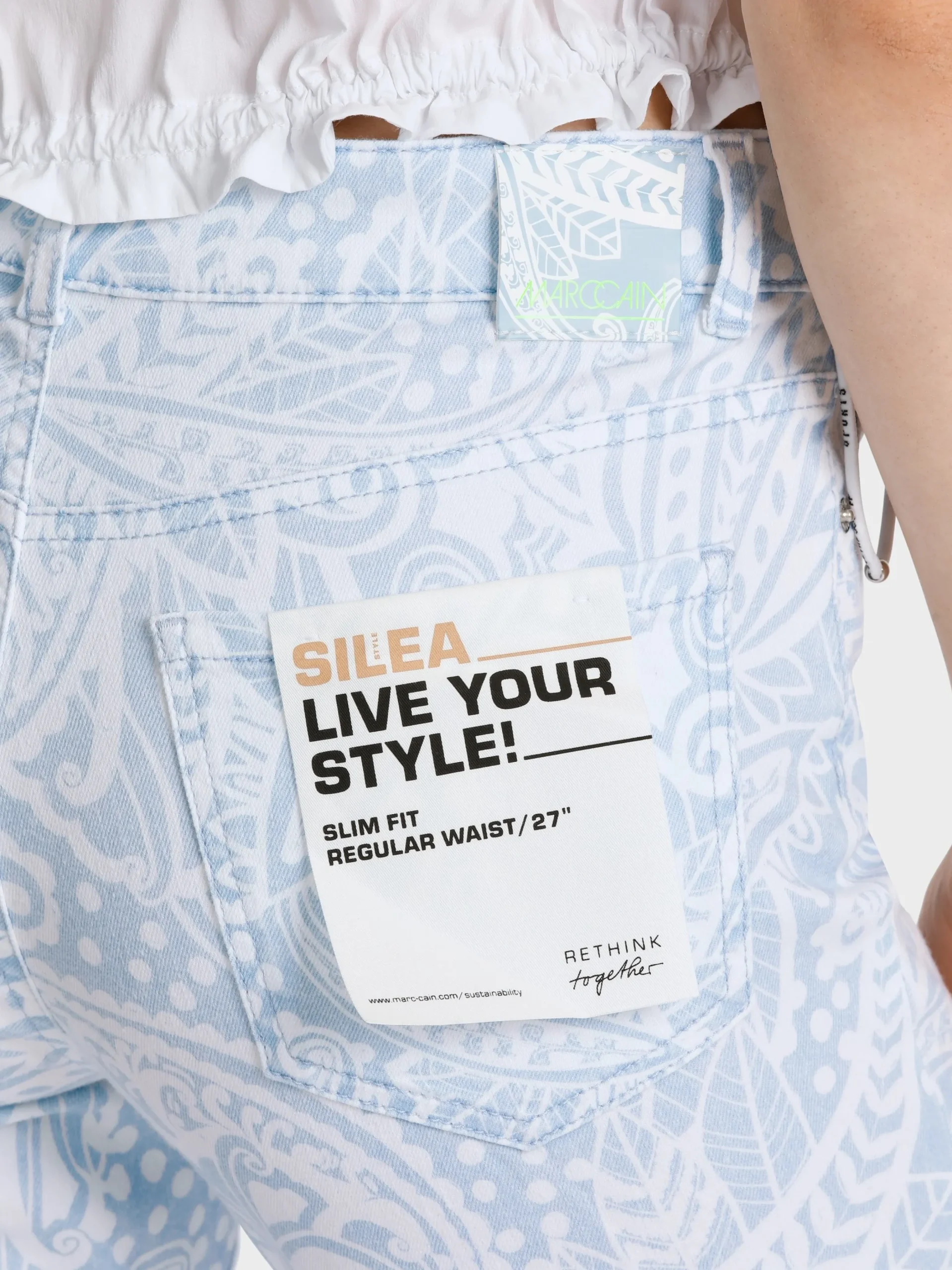 Marc Cain Jeans-MODELL SILEA – JEANS “RETHINK TOGETHER” soft summer sky