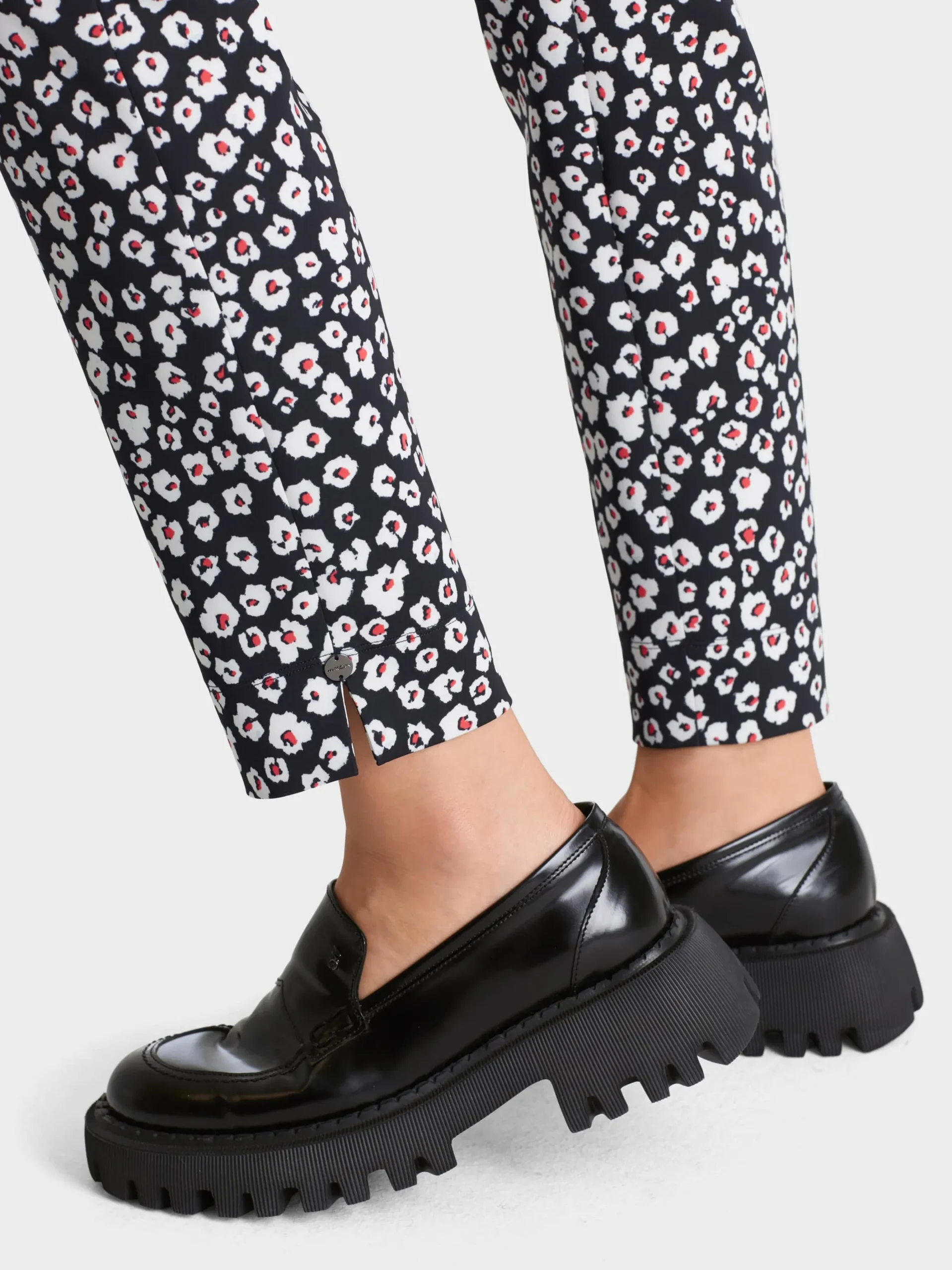 Marc Cain Hosen-MODELL SOFIA AUS TECHNOSTRETCH navy
