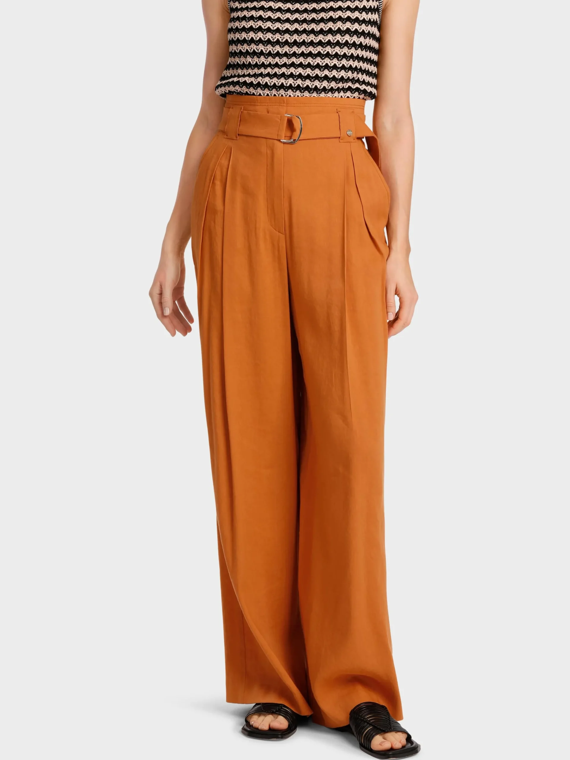 Marc Cain Hosen-MODELL WICHITA – HOSE IM PAPERBAG-STYLE bright ochre