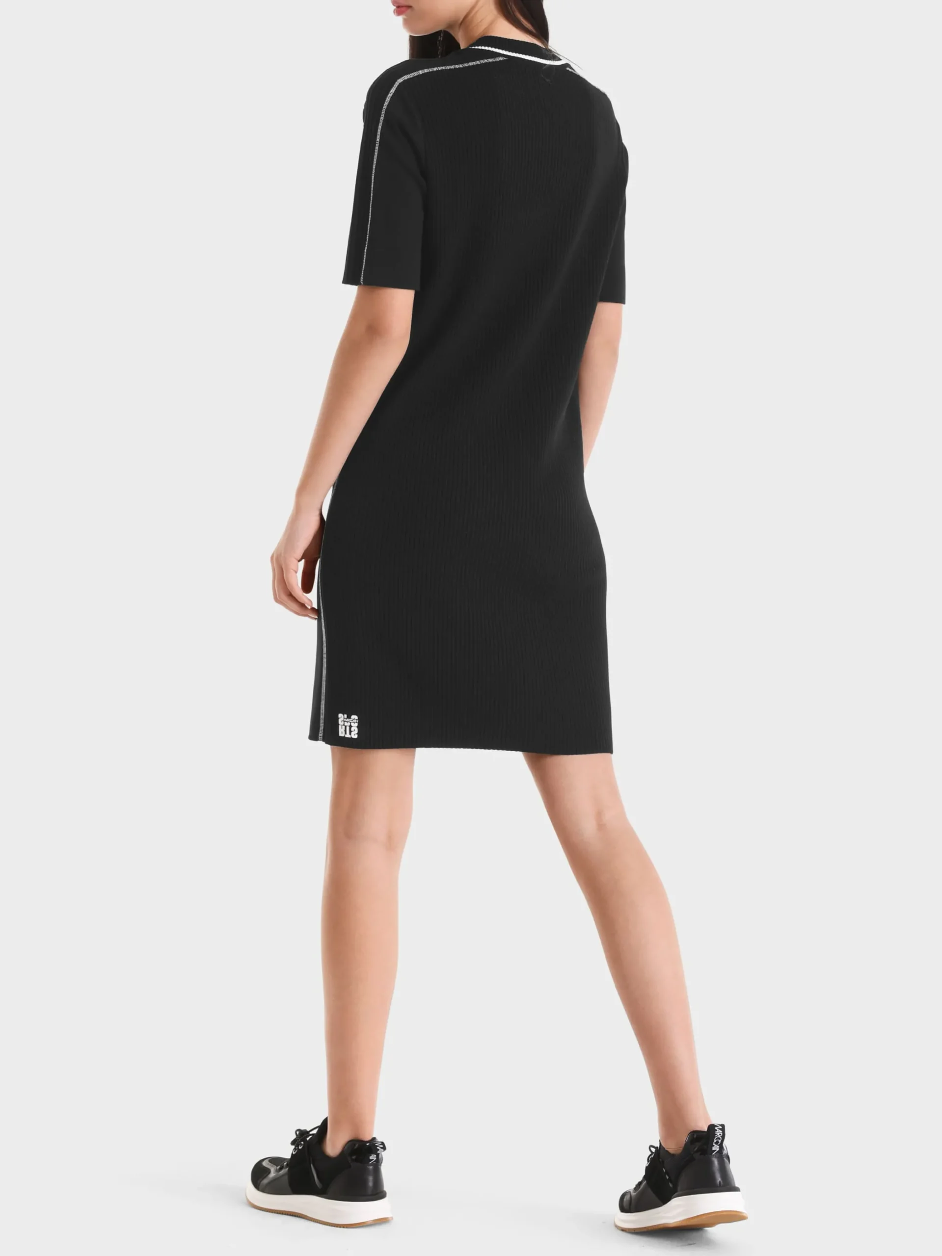 Marc Cain Kleider|Strick-„RETHINK TOGETHER" KLEID AUS VISKOSEMIX black