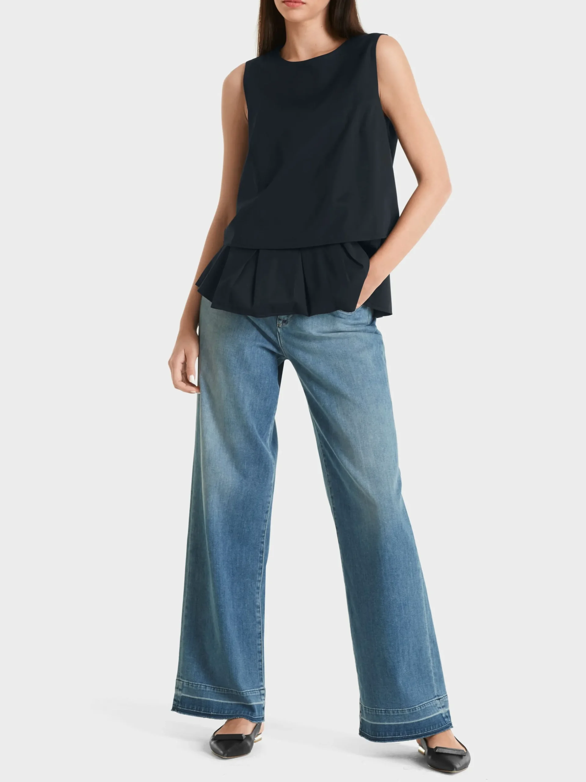 Marc Cain Shirts & Tops-ÄRMELLOSES TOP MIT GEFÄLTELTEM SCHÖßCHEN midnight blue