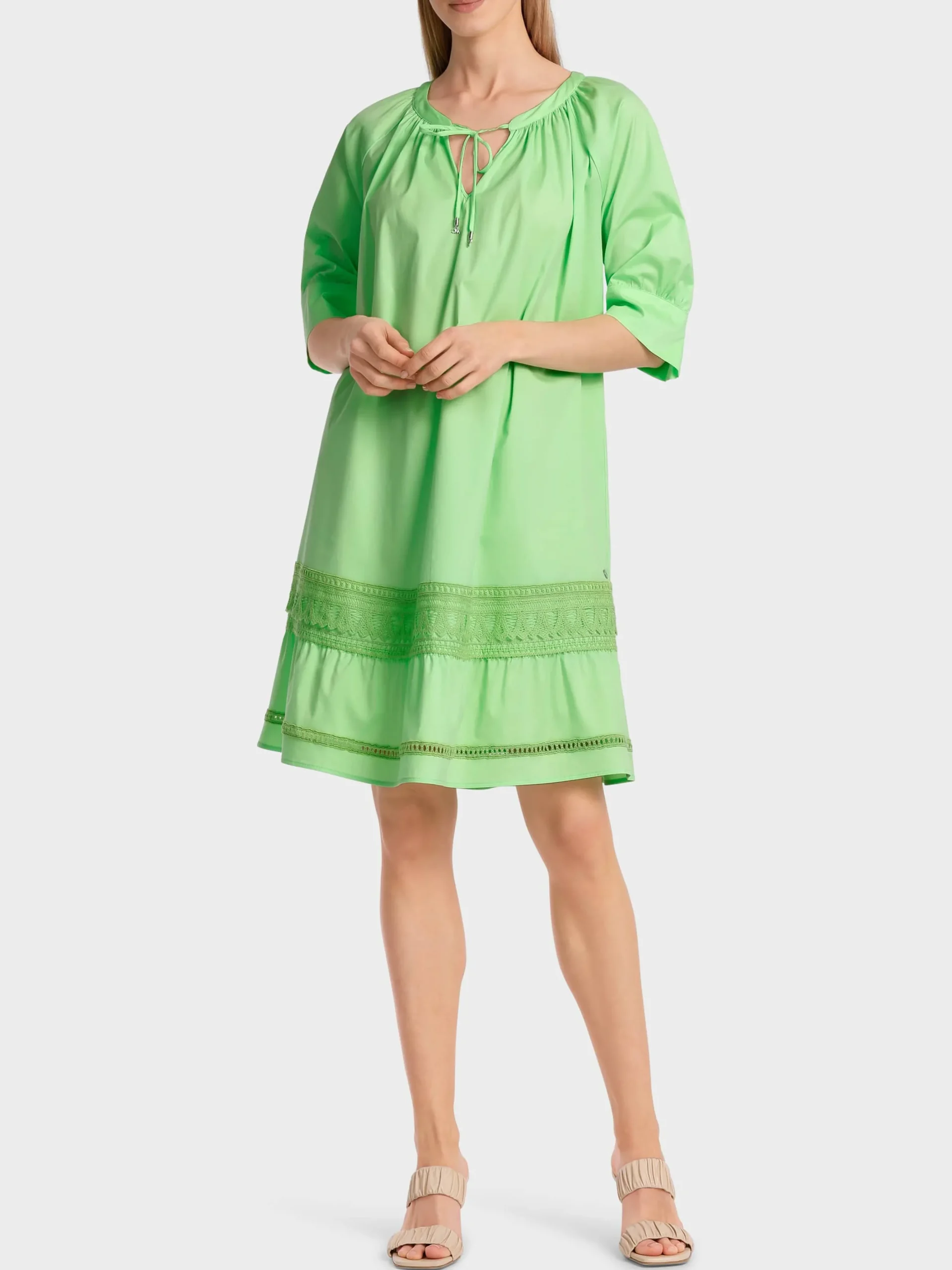 Marc Cain Kleider-ROMANTISCHES RAGLANKLEID MIT STUFE light apple green