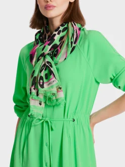 Marc Cain Accessoires-SCHAL MIT INTENSIVER FARBGEBUNG new neon green