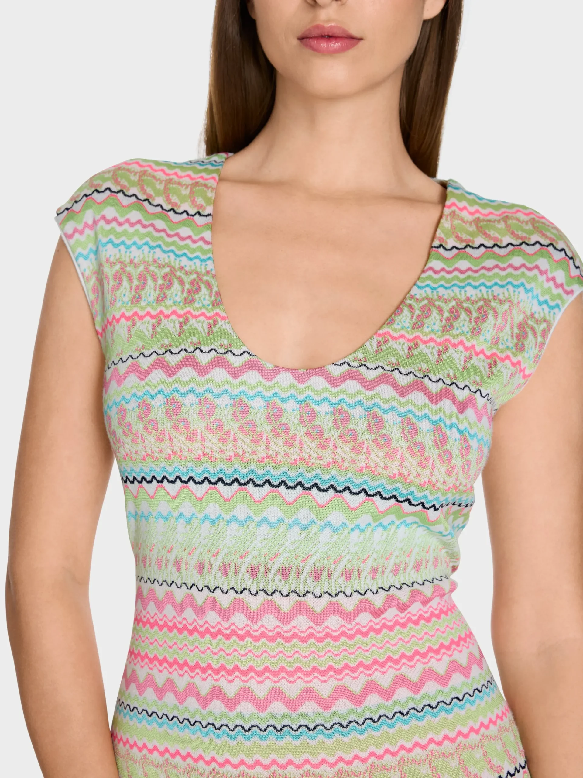 Marc Cain Kleider|Strick-SCHMALES STRICKKLEID KNITTED IN GERMANY light apple green
