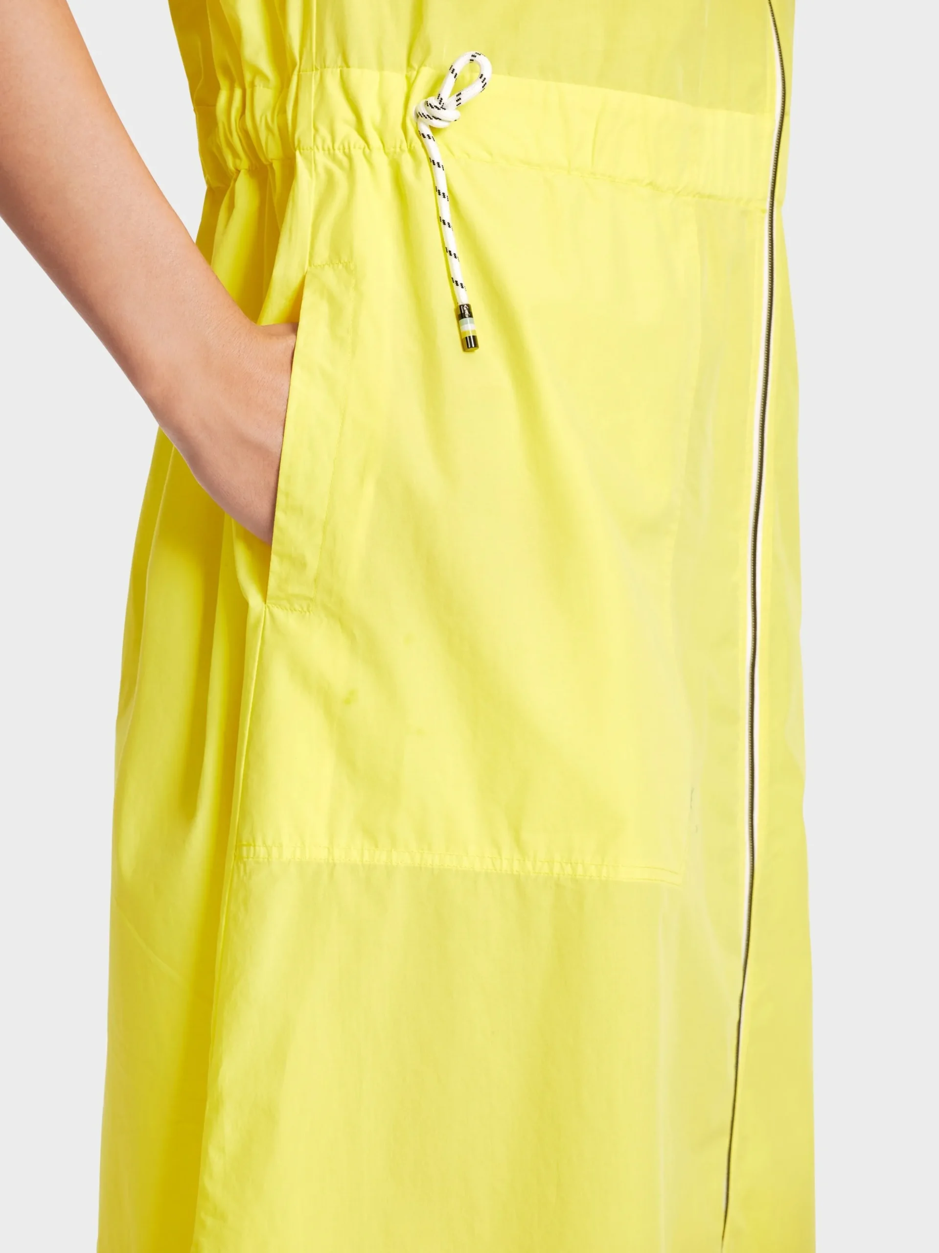 Marc Cain Kleider-SPORTIVES KLEID "RETHINK TOGETHER" soft limeade
