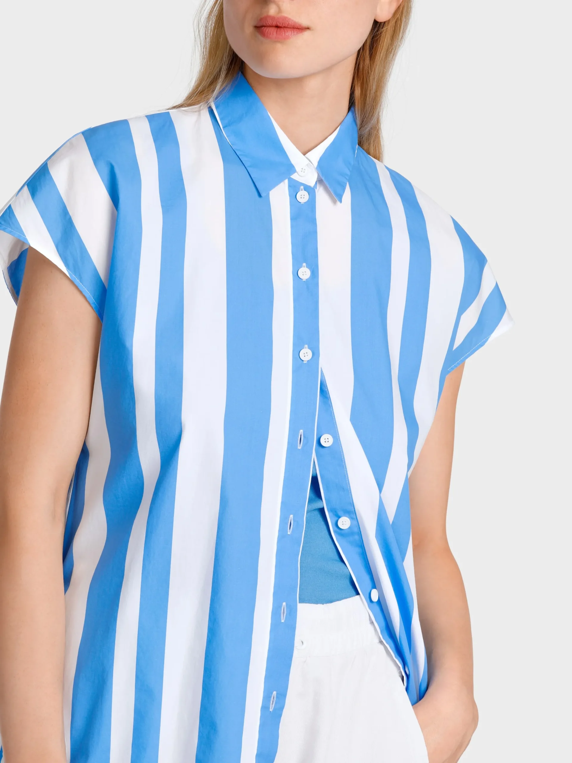 Marc Cain Kleider-STREIFENKLEID "RETHINK TOGETHER" bright azure