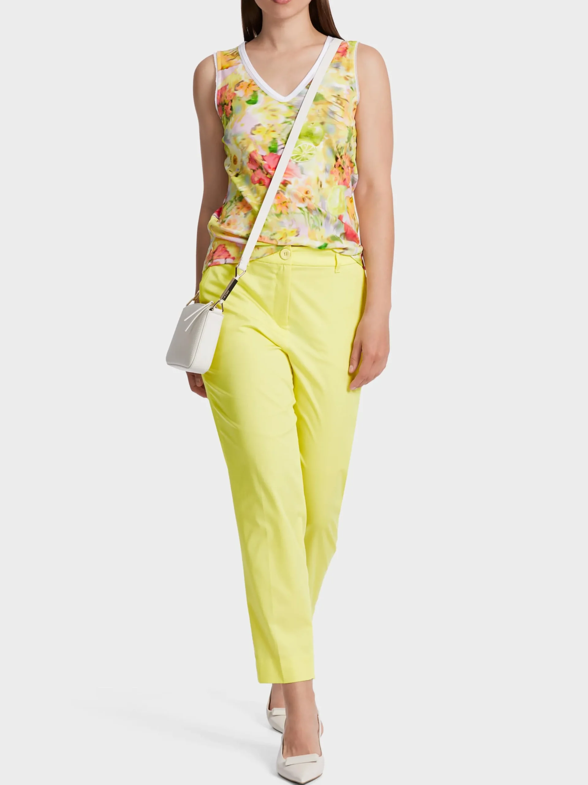 Marc Cain Shirts & Tops-TOP IM BLURRY BLUMEN-DESSIN pale lemon