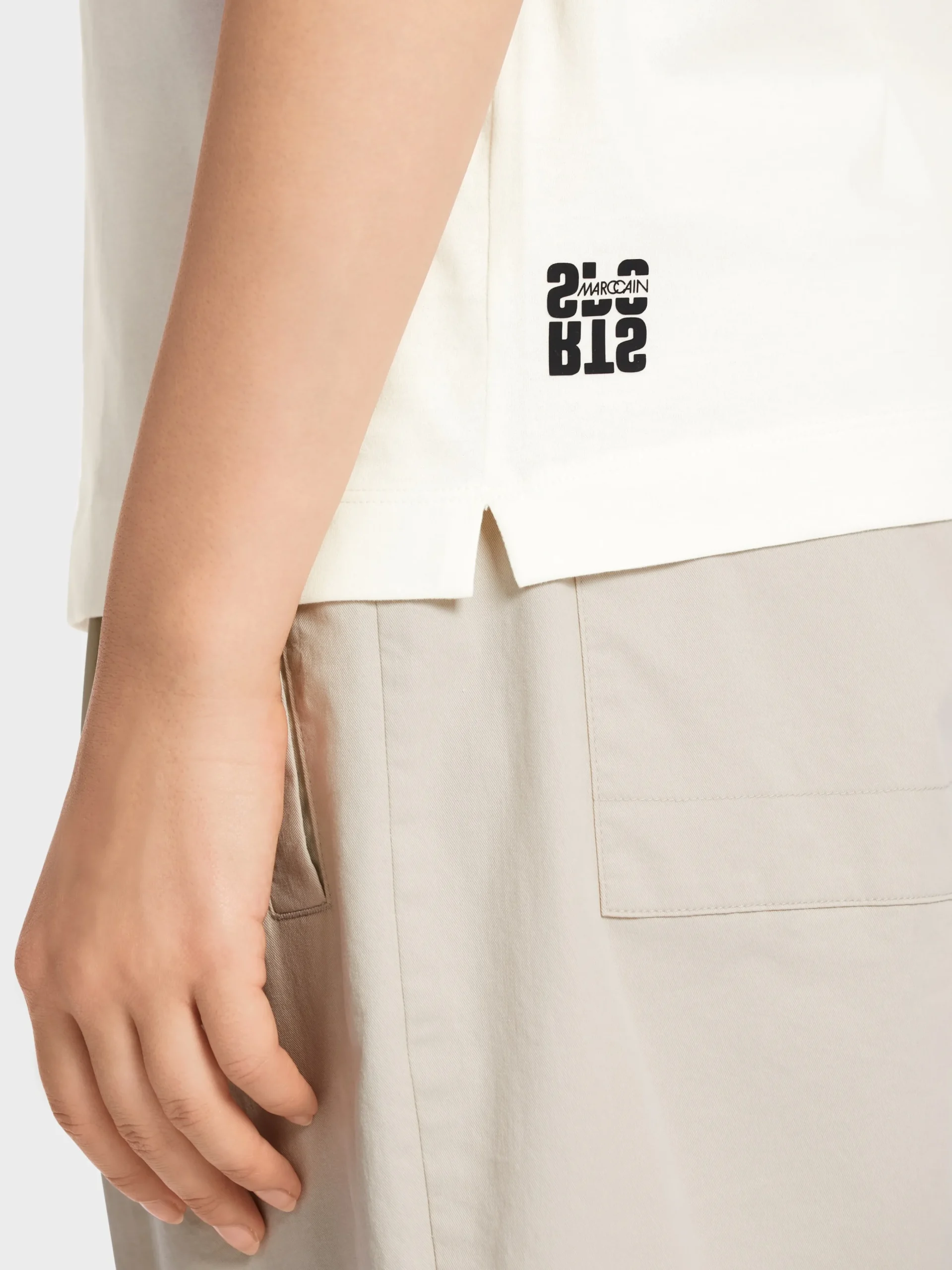 Marc Cain Shirts & Tops-T-SHIRT AUS REINER BAUMWOLLE - MIT PRINT off-white