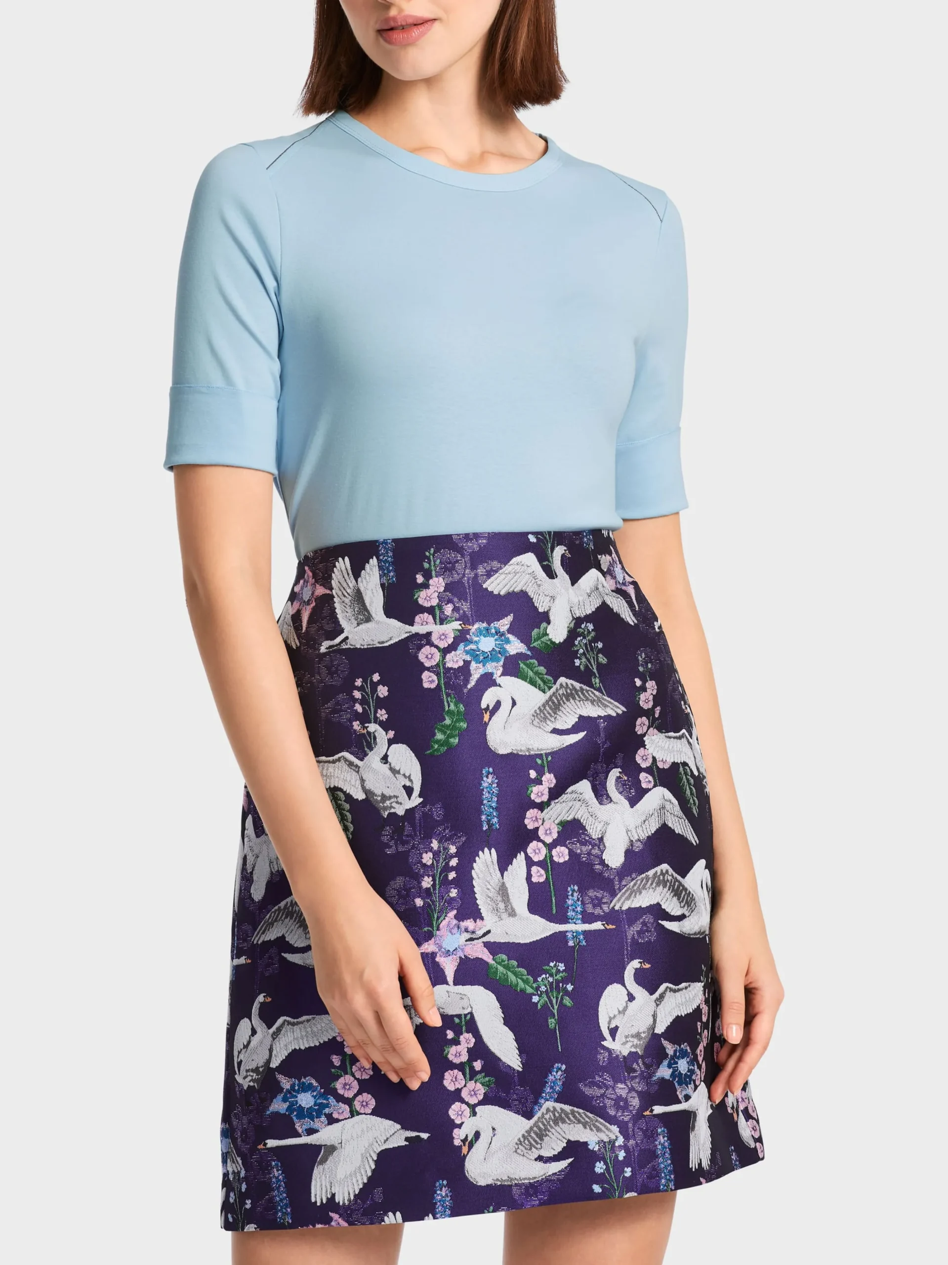 Marc Cain Shirts & Tops-T-SHIRT MIT BORDÜRE soft summer sky