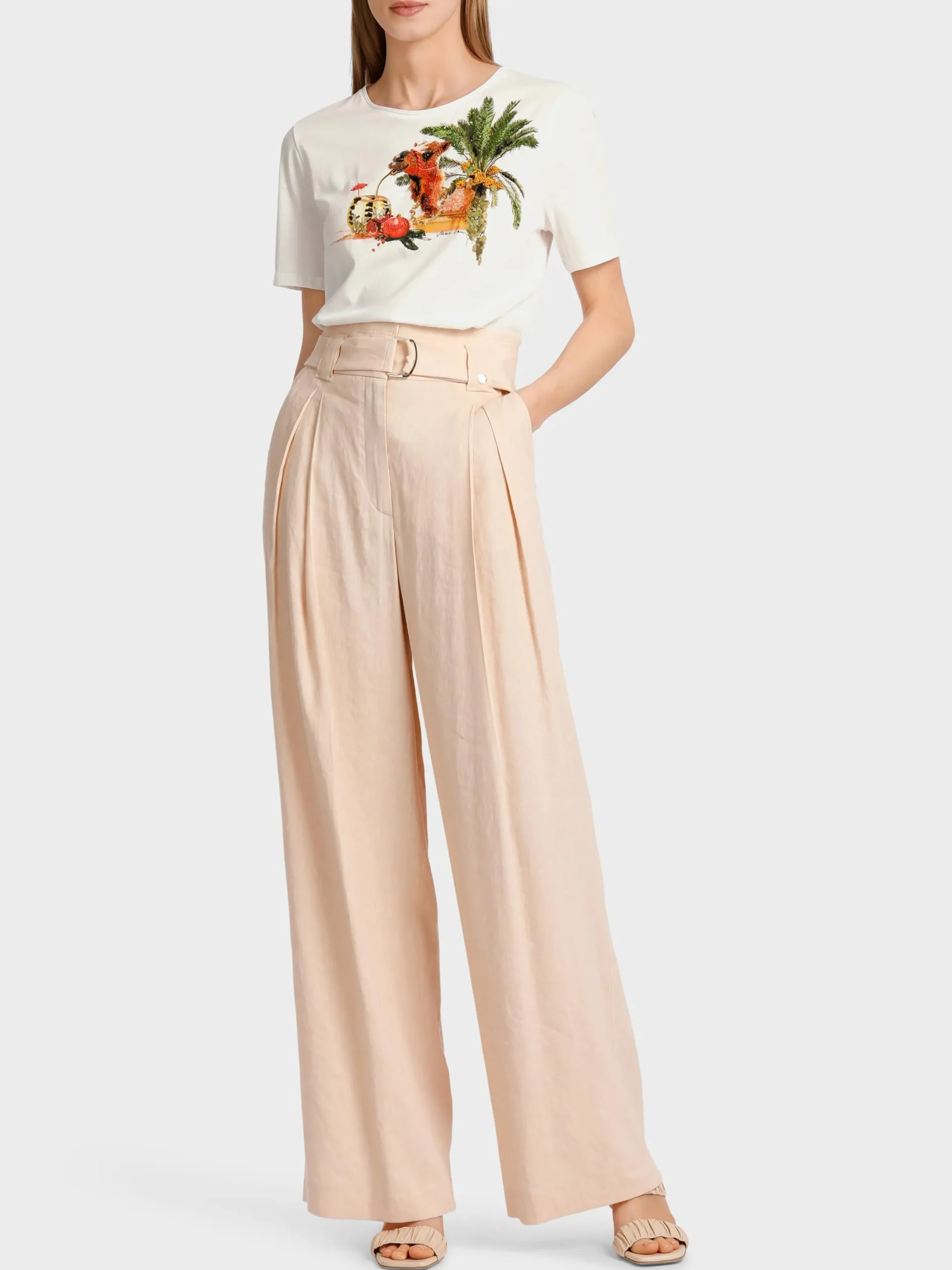 Marc Cain Shirts & Tops-T-SHIRT MIT FANCY ANIMAL-PRINT off-white