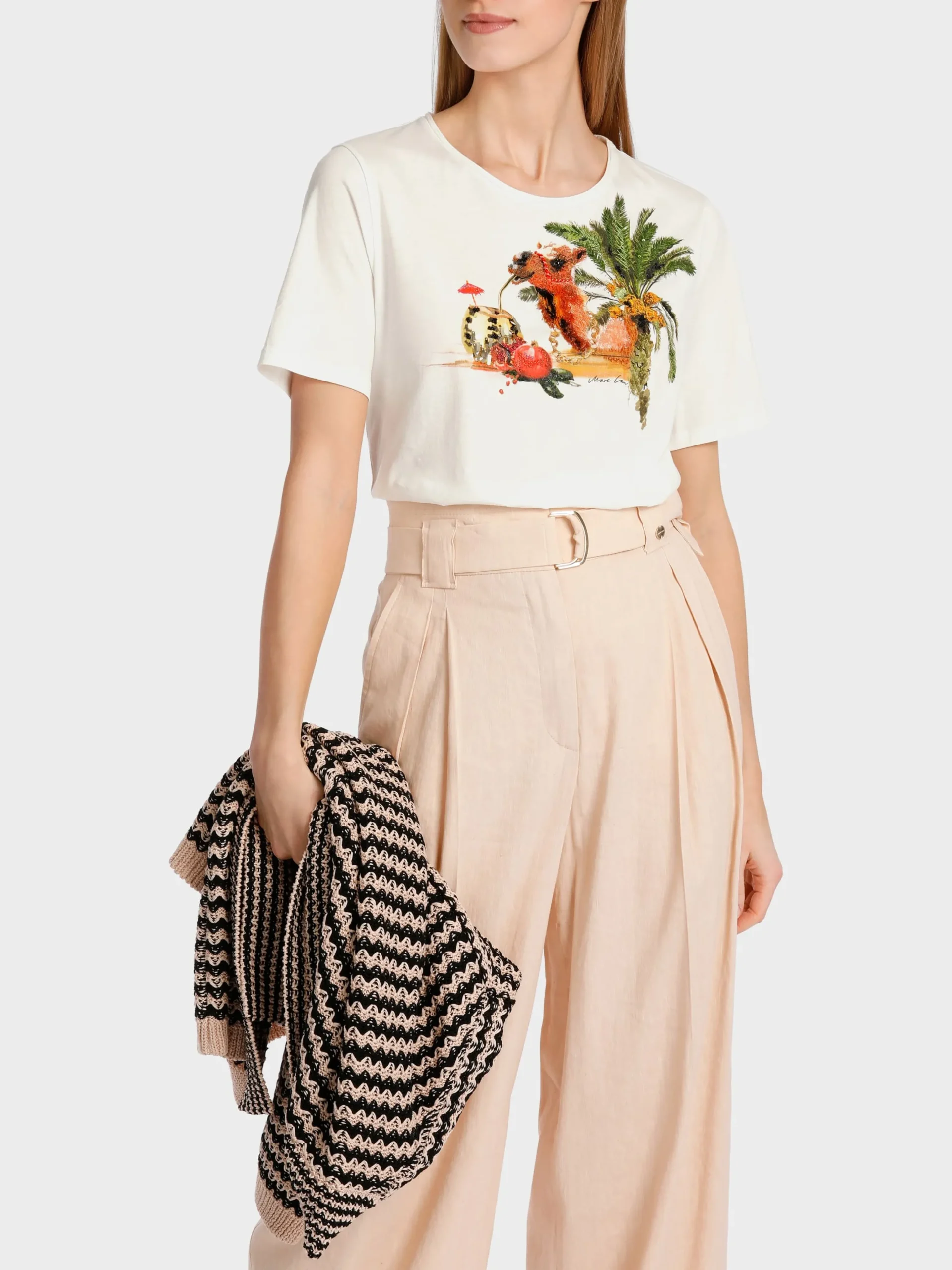 Marc Cain Shirts & Tops-T-SHIRT MIT FANCY ANIMAL-PRINT off-white