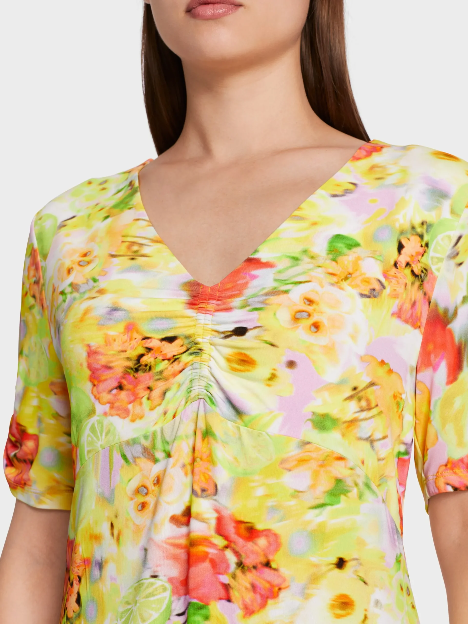 Marc Cain Blusen & Tuniken|Shirts & Tops-T-SHIRT MIT SMOK-DETAILS pale lemon