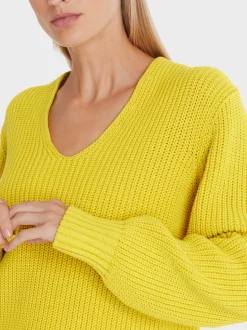 Marc Cain Pullover & Sweatshirts-V-NECK-PULLOVER KNITTED IN GERMANY bright sulphur
