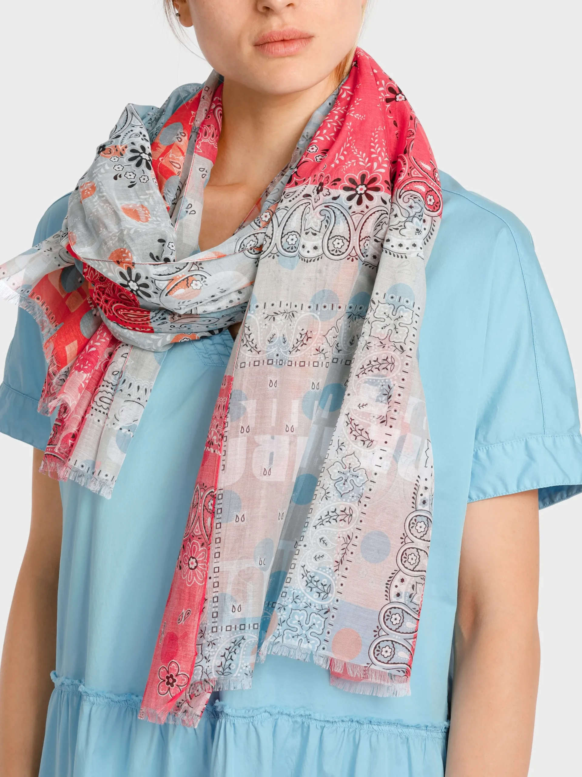 Marc Cain Accessoires-ZARTER SCHAL IM PRINTMIX light neon red